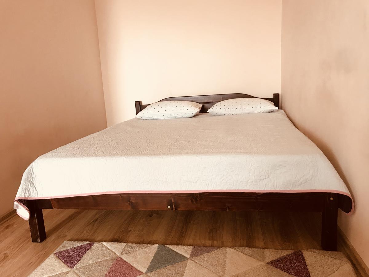 Clean Apartment On Lunacharskogo Street Тирасполь Экстерьер фото