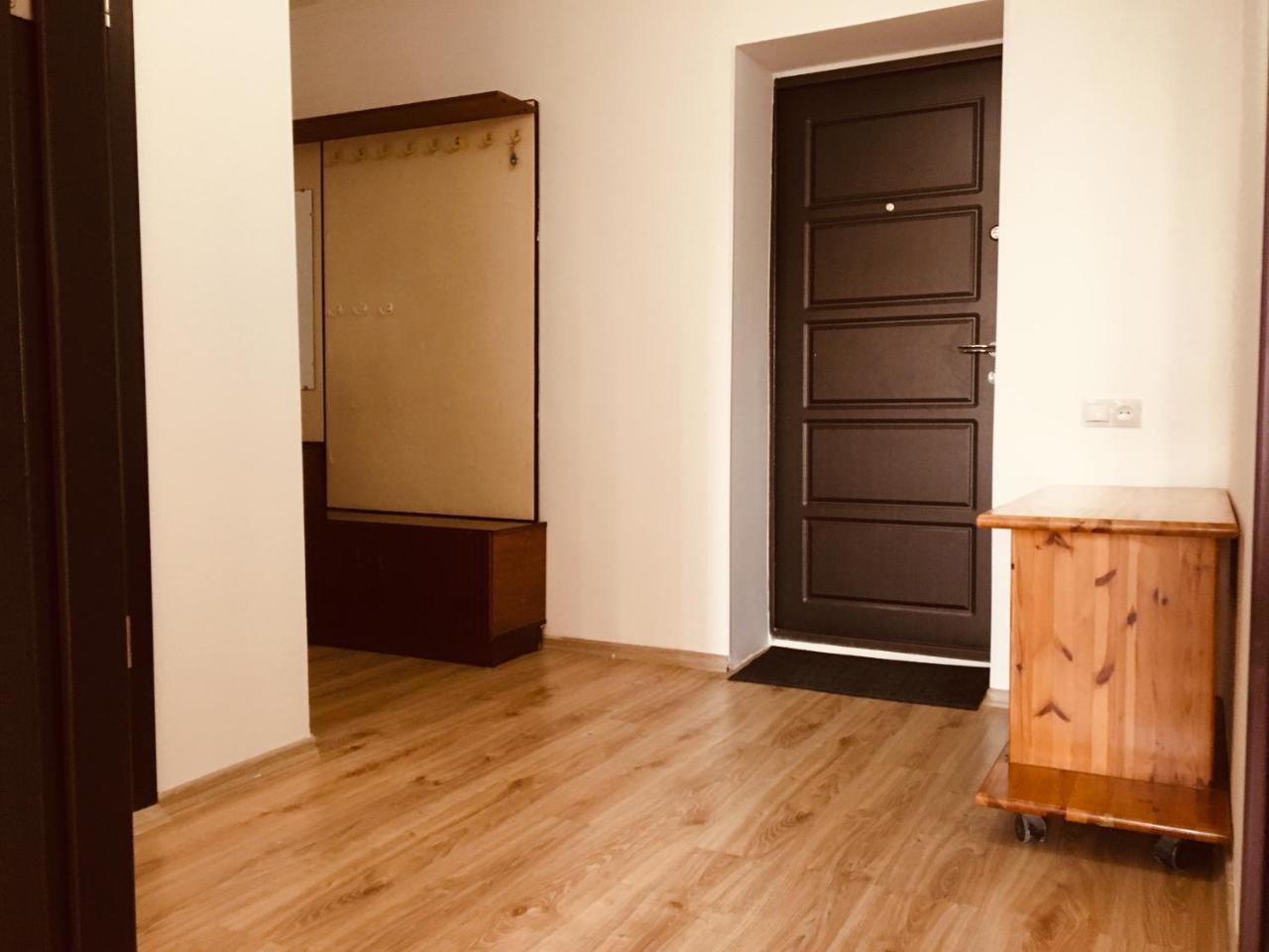 Clean Apartment On Lunacharskogo Street Тирасполь Экстерьер фото